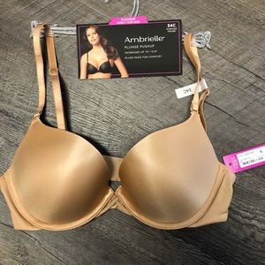Plunge push-up bra